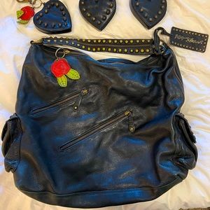 Betsey Johnson black Heartbreaker shoulder bag